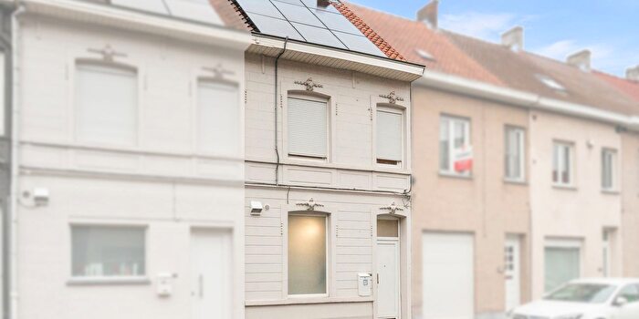 Maison 2 pièces à Roeselaarsestraat, Izegem, à vendre