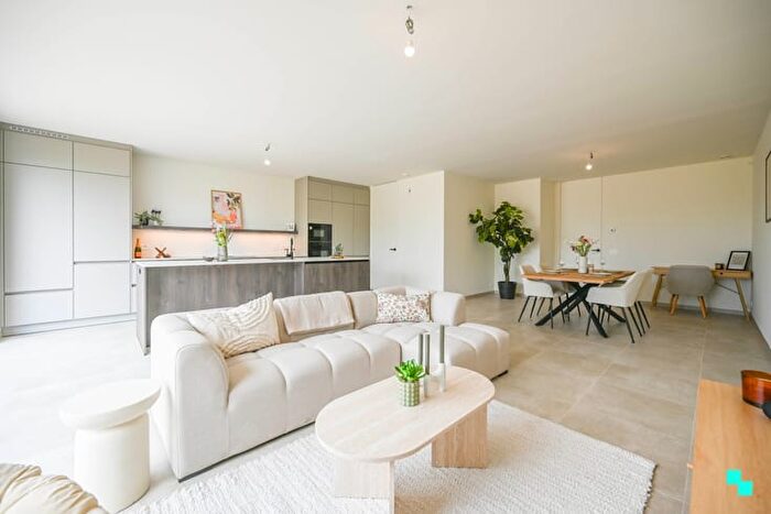 Molstenstraat D, Oostrozebeke : Maison 13 pièces à vendre