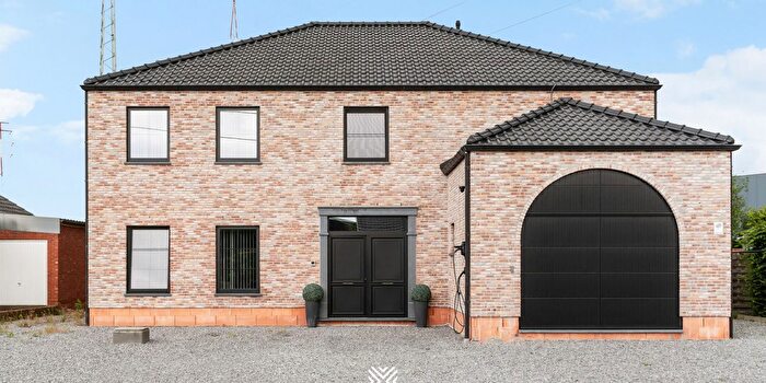 Maison 4 pièces à Tervantstraat, Paal, à vendre