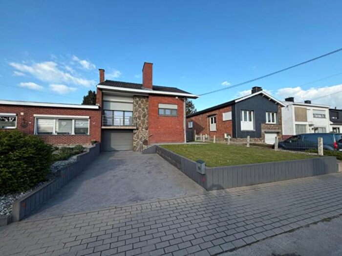 Chaussée Brunehault, Paifve - Maison 2 pièces à vendre