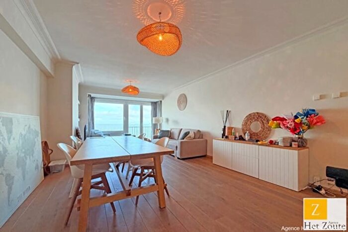 Appartement 3 pièces à louer à ZeedijkHet Zoute, KnokkeHeist