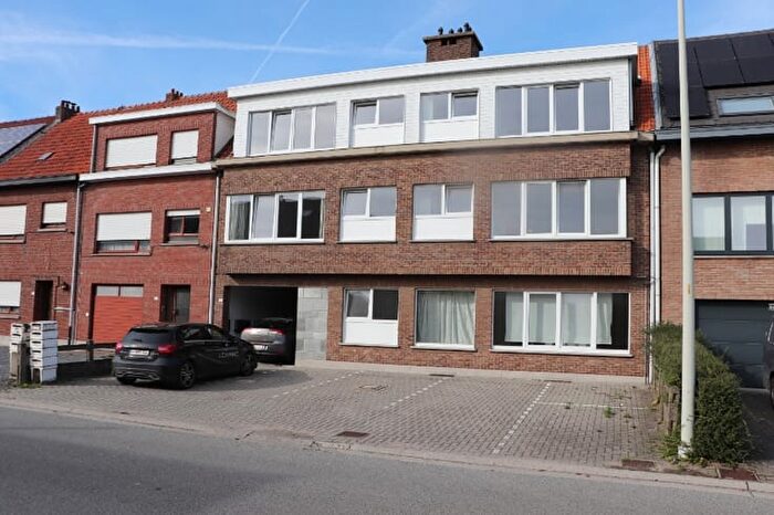 Appartement 9 pièces à louer à Clemenshoek, Reet