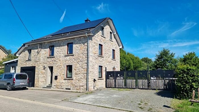 Maison 4 pièces à louer à Rue SaintRemacle, Waimes