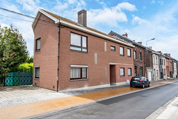 Rue de la Tombe, Montsurmarchienne - Maison 7 pièces à vendre