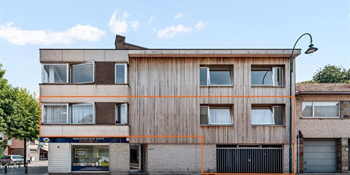 Appartement 4 pièces à vendre à Stationsstraat, Balen