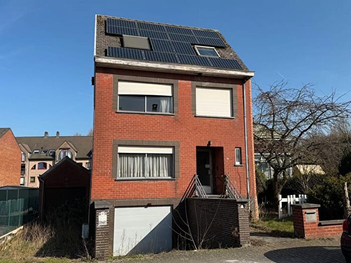Maison 4 pièces à vendre à Rue des Heures Claires, NIVELLES
