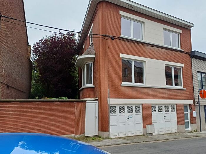 Maison 4 pièces à vendre - Rue Jonet, Charleroi