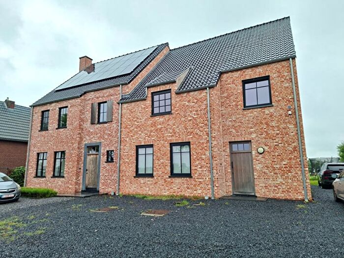 Meeuwerbaan A, Peer : Maison 1 pièce à louer