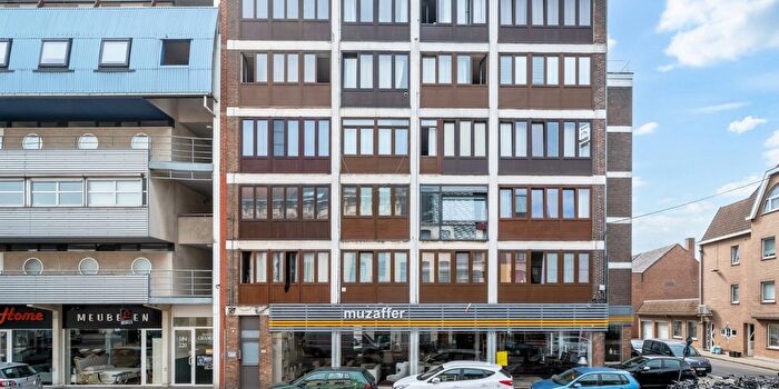 Appartement 1 pièce à Antwerpsesteenweg, SintAmandsberg, à vendre