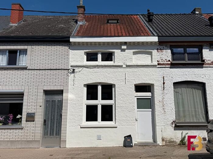 Maison 7 pièces à Weverstraat, Wetteren, à louer