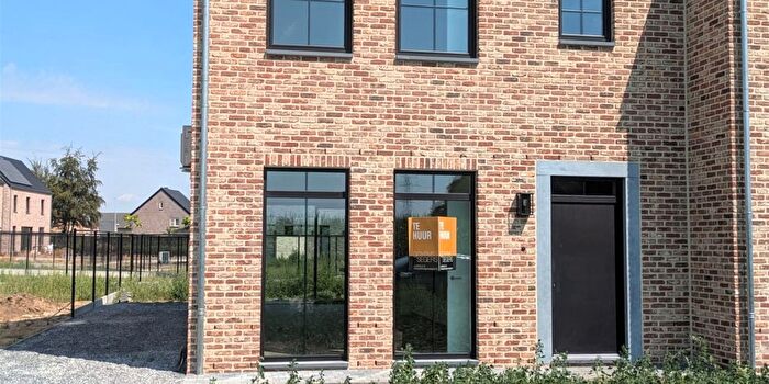 Maison 4 pièces à Simpelstraat, Kinrooi, à louer