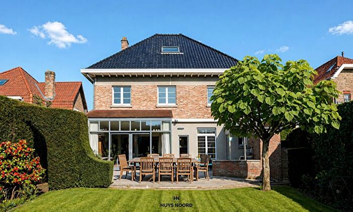 Lange Muntstraat, SintAndries - Maison 5 pièces à vendre