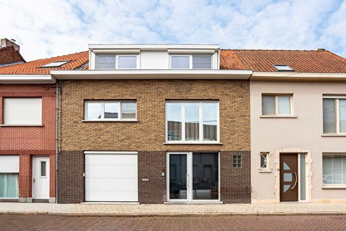 Maison 3 pièces à Burgemeester Brabantstraat, Harelbeke, à vendre