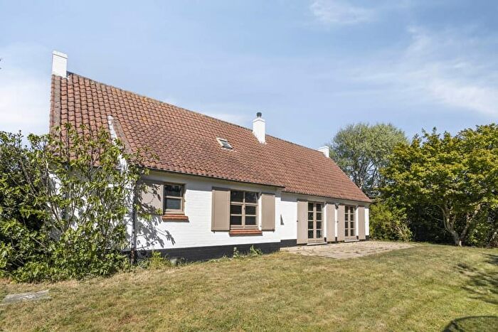 Sint Hermesstraat, SintIdesbald : Maison 3 pièces à vendre