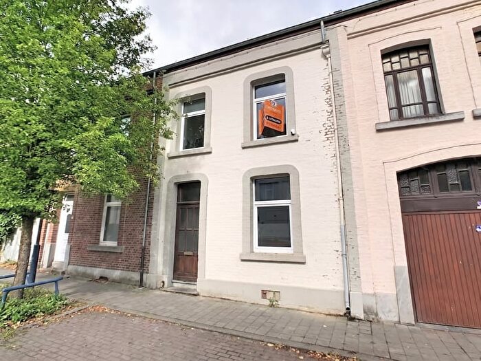 Maison 3 pièces à Rue d'En Haut, MOMIGNIES, à vendre