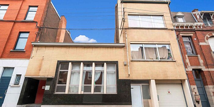 Maison 6 pièces à vendre à Rue du Confluent, Chênée