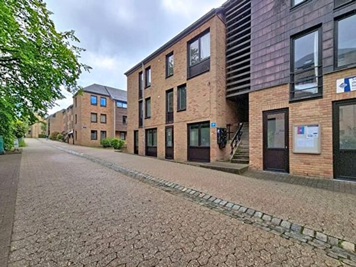 Place René Magritte, LouvainLaNeuve : Appartement 1 pièce à vendre