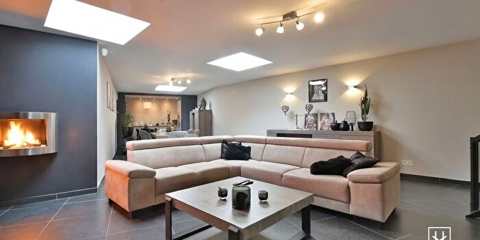 Maison 4 pièces à vendre à Stationsstraat, Lanaken