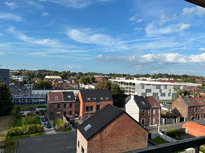 Avenue De L'hôpital b, Mons : Appartement 2 pièces à louer