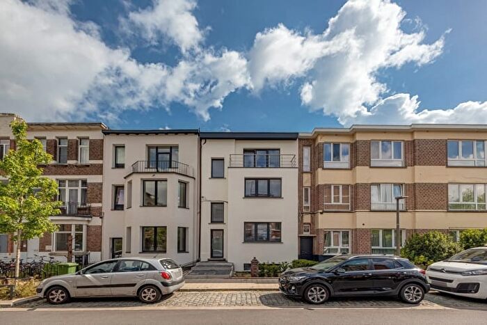 Cederlaan, WILRIJK - Appartement 4 pièces à louer
