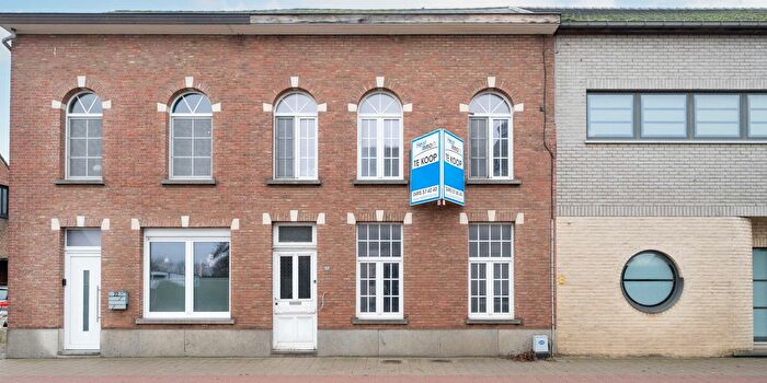 Maison 3 pièces à vendre - Hallaarstraat, Itegem