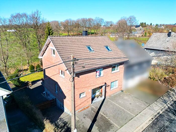 Maison 13 pièces à vendre à NIDRUM KAPELLENSTRASSE, Bütgenbach
