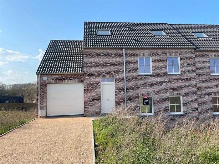 Chaussée de la Petite Campagnette lot, ORPLEGRAND - Maison 4 pièces à vendre
