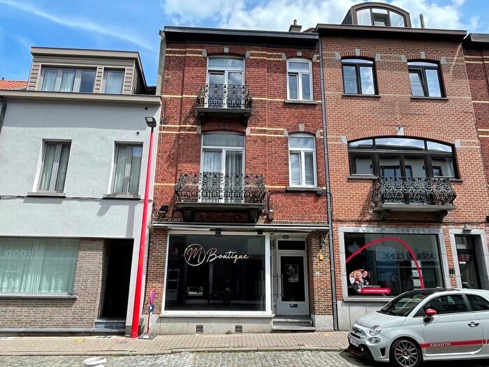 SintAmandsstraat, StrombeekBever : Maison 9 pièces à vendre