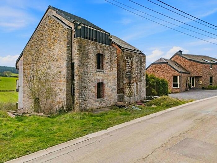 Maison 3 pièces à Rue Noël, MarcheenFamenne, à vendre