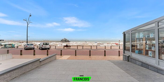 Zeedijk, Blankenberge : Appartement 4 pièces à vendre