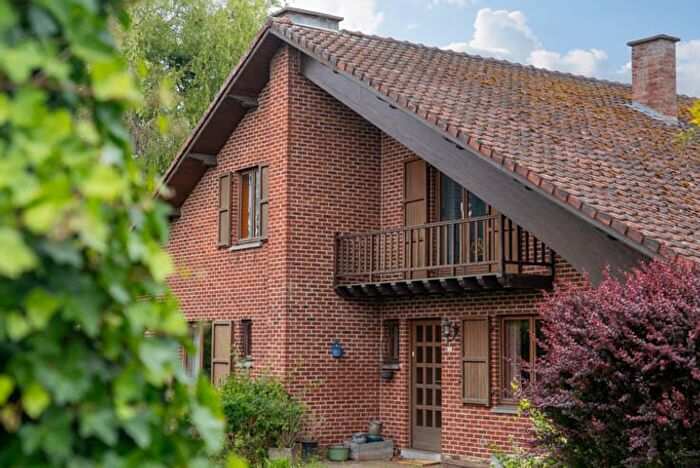 Maison 5 pièces à vendre à Rue SaintNicolas, Rochefort Eprave