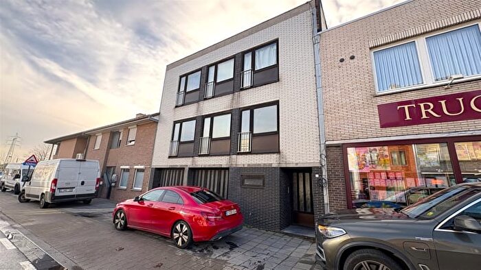 Maison 4 pièces à vendre à Kortrijksestraat, HEULE