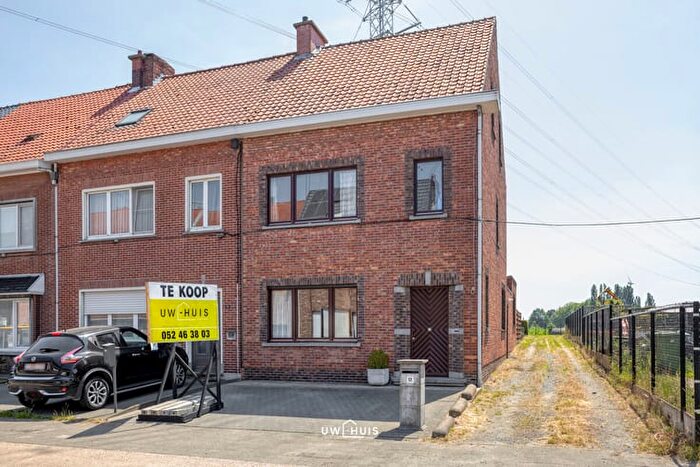 Maison 3 pièces à Bankstraat, BeverenKruibekeZwijndrecht, à vendre