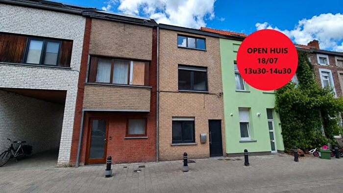 Maison 8 pièces à Limbastraat, Gent, à vendre