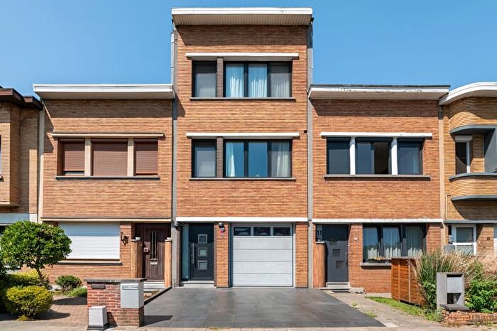 Prosper De Witstraat, Deurne : Maison 3 pièces à vendre