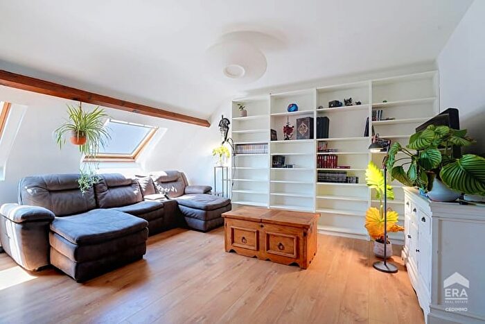 Rue Patiaux, Waterloo : Appartement 2 pièces à vendre