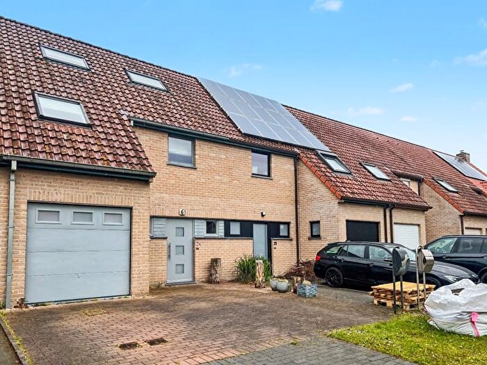 Maison 1 pièce à Ernest Claesstraat, Oostkamp, à vendre