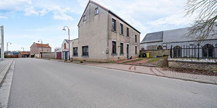 Maison 5 pièces à vendre - Rue du Centre, Latinne