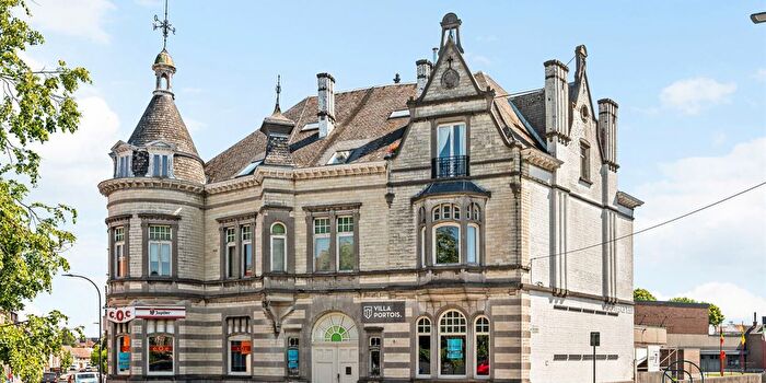 Ephrem De Malanderplein, Ronse : Maison 9 pièces à vendre