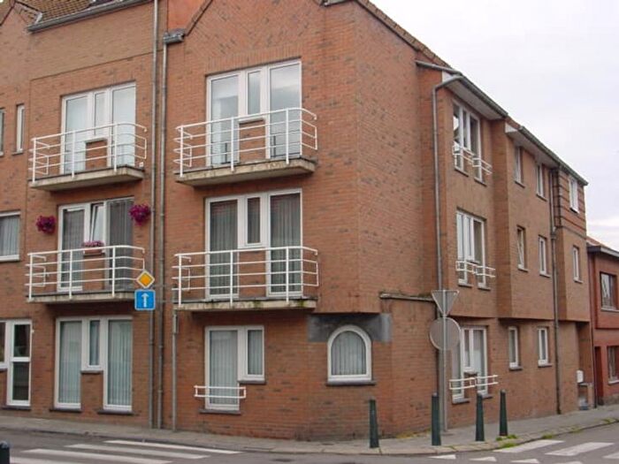 Naamsesteenweg, SINTTRUIDEN : Appartement 2 pièces à louer