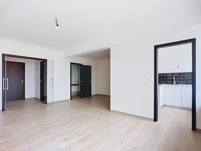 Quai Paul Van Hoegaerden, Liège : Appartement 5 pièces à louer
