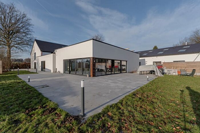 Maison 7 pièces à vendre - Gueuzaine, Waimes