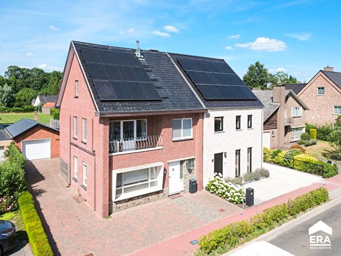 Maison 3 pièces à vendre à Jos Verlindenstraat, Pelt