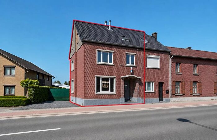 Maison 4 pièces à MAASTRICHTERSTRAAT, Mopertingen, à vendre