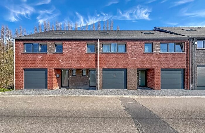 Maison 3 pièces à vendre à Rue de la Liberté, LA Louvière