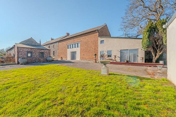 Maison à Rue de la Sarthe, Héron, à vendre
