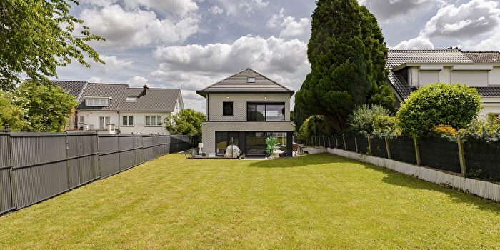 Wemmel, VlaamsBrabant : Maison 4 pièces à vendre