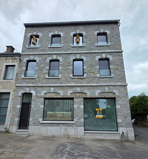 Place Joseph Maréchal, Durbuy : Appartement 2 pièces à louer