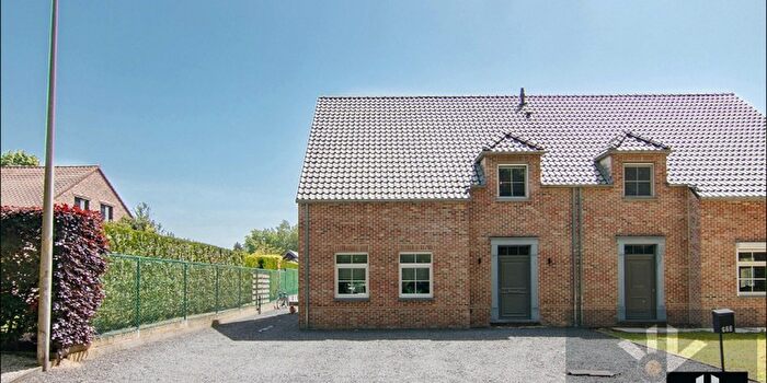 Maison 4 pièces à Tienschuur B, Helchteren, à vendre
