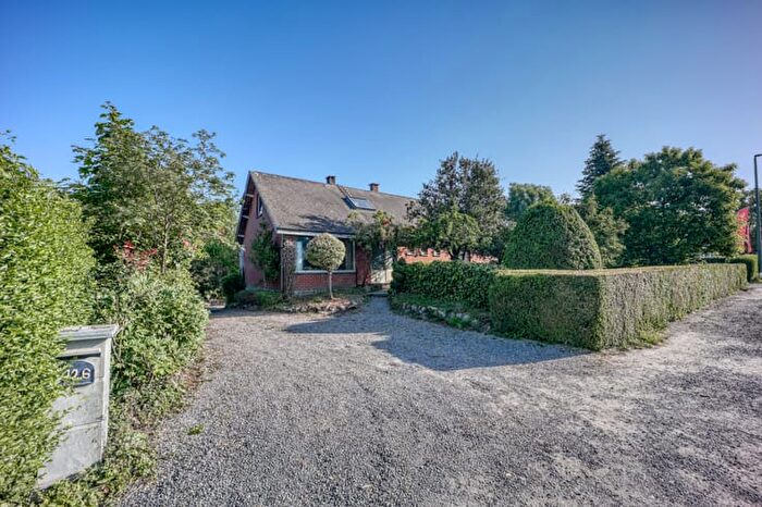 Maison 11 pièces à vendre - Chaussée De L'ourthe, MarcheenFamenne